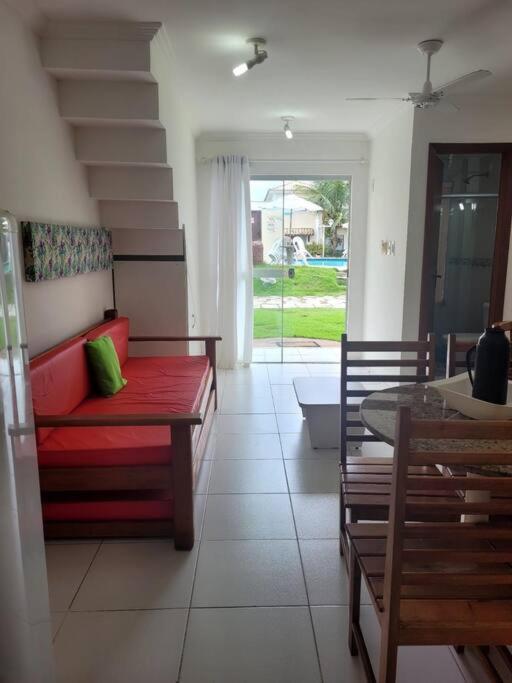 Mont Hebrom, Tonziro Porto Seguro